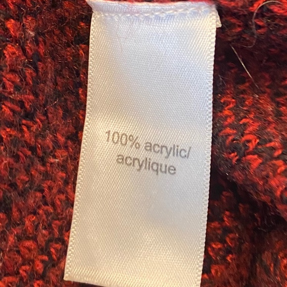 Maurices Plaid Sweater - Picture 4 of 4